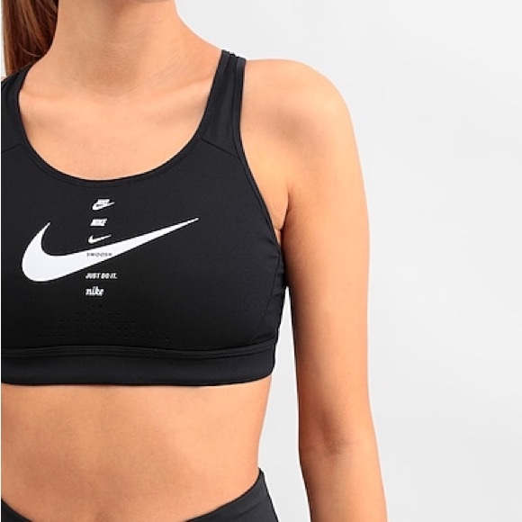 Nike Women's Strappy Black & White Sports Bra - Picture 1 of 8